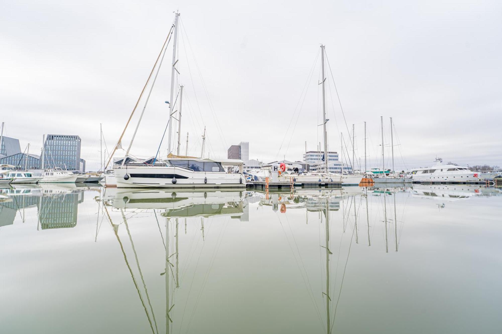 Superbe Peniche En Centre Ville Bordeaux Luaran gambar
