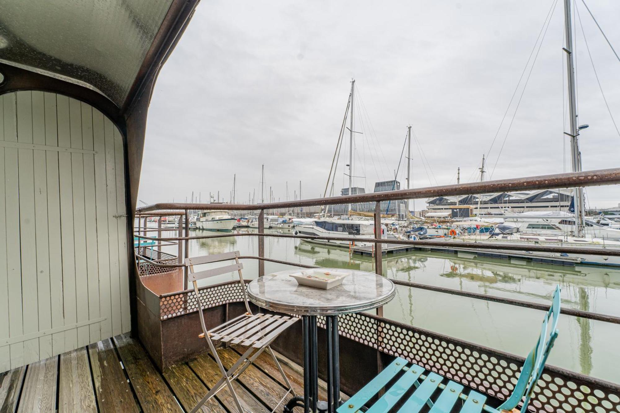 Superbe Peniche En Centre Ville Bordeaux Luaran gambar